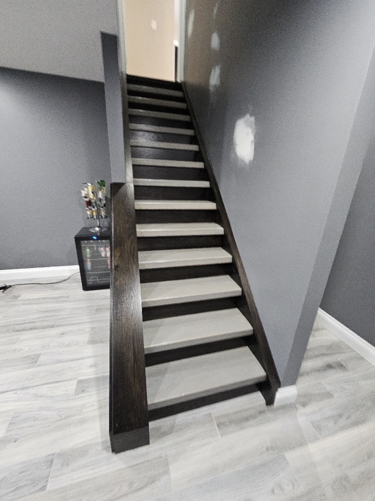 Custom Staircase Renovation & Finishing