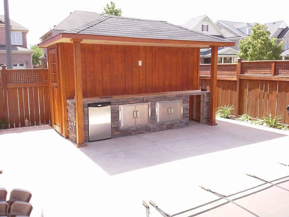 Custom Outdoor Cabin Sauna & Pavilion